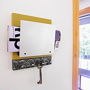 mail holder