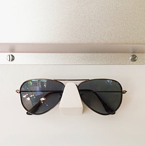 SHADES // Entry Organizer